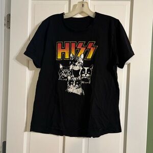 Black KISS/HISS Band T-Shirt with Cat Graphic